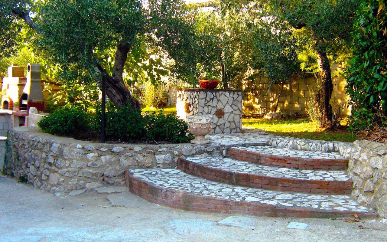 B&B Maison Villa Vittorio Avella Kültér fotó