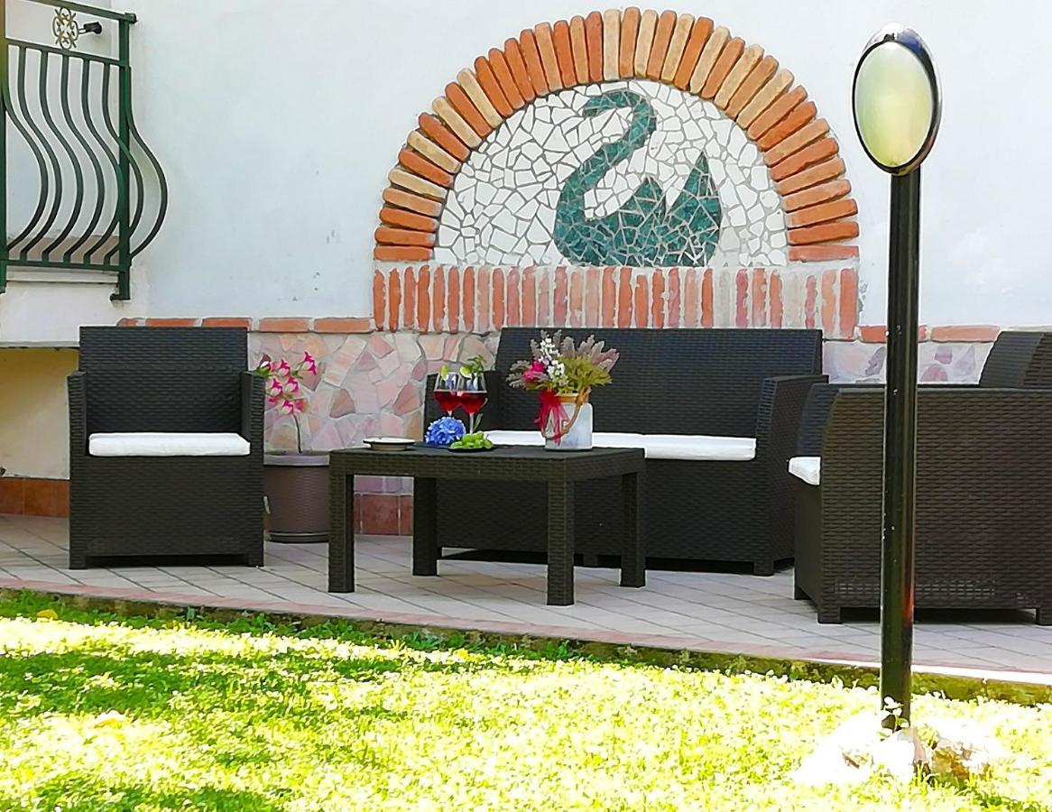 B&B Maison Villa Vittorio Avella Kültér fotó